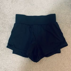 Fabletics oasis shorts